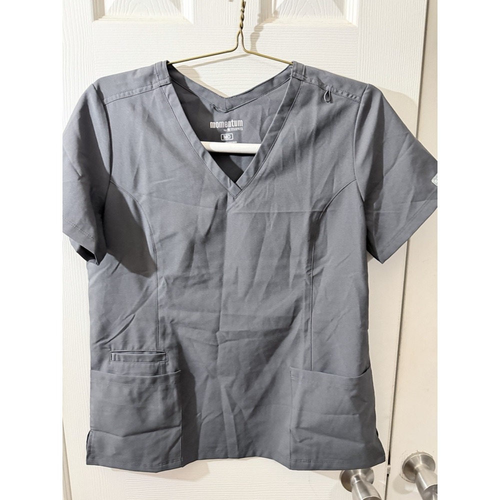 Momentum By Maevn Scrub Top Size Medium‎ Gray